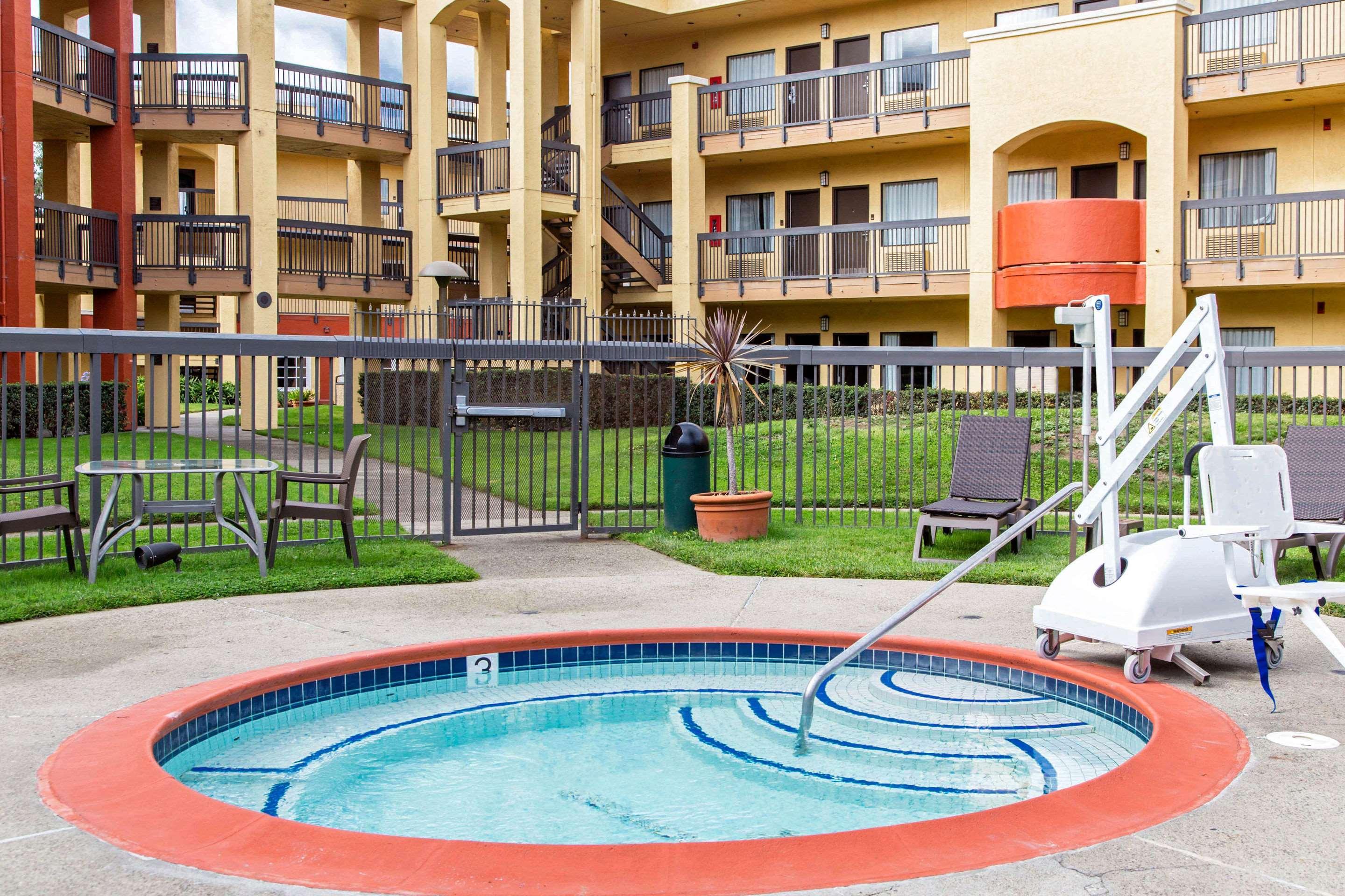 Comfort Inn & Suites San Francisco Airport North South San Francisco Exterior photo